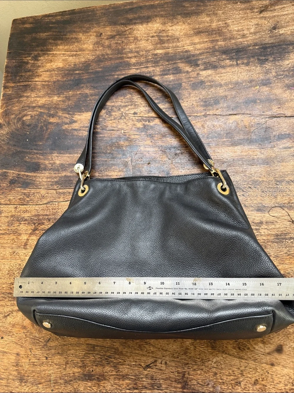Michael Kors Raven Large Pebbled Leather Shoulder Tote Black Leather Purse bag